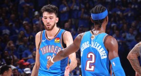 利拉德术后142天强势回归，跟腱恢复展现惊人速度与精准投篮